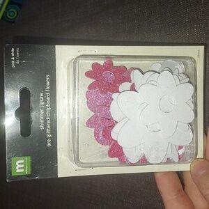 MAKING Memories shimmer jigsaw pre glittered chipboard flowers pink and white